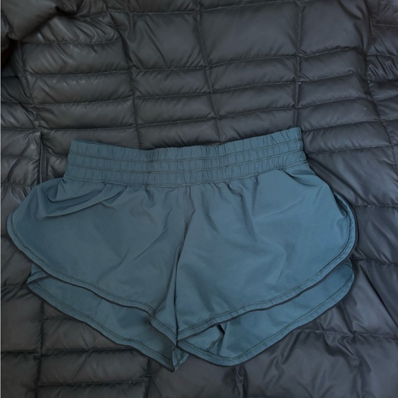 Lululemon Athletica shorts, Storm Teal - Picture 2 of 13